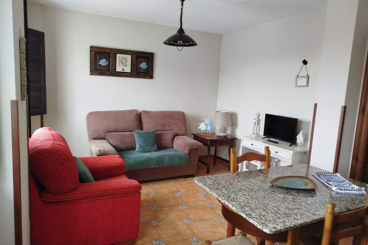 APARTAMENTO EL PLAYON DE BAYAS – Las Mimosas del Nalón 5